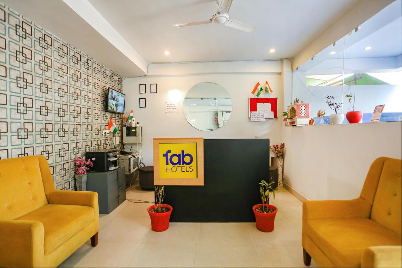 Fabhotel Novel Suites - Nr Yashobhoomi Convention Centre New Delhi Extérieur photo