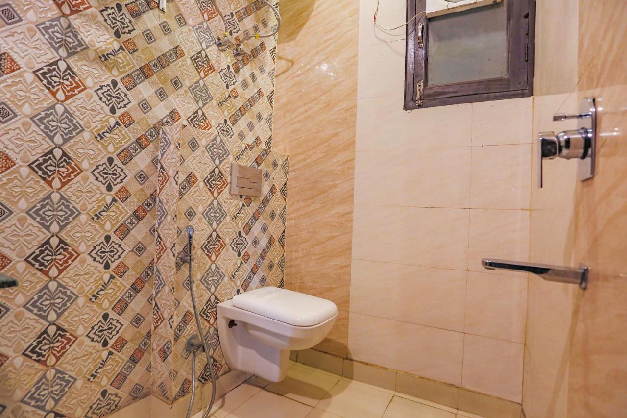Fabhotel Novel Suites - Nr Yashobhoomi Convention Centre New Delhi Extérieur photo